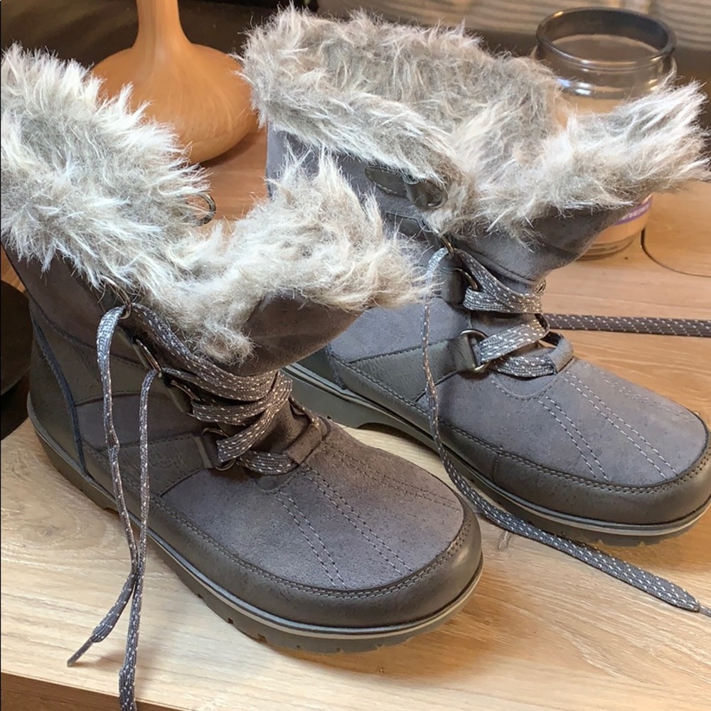 Winter boots